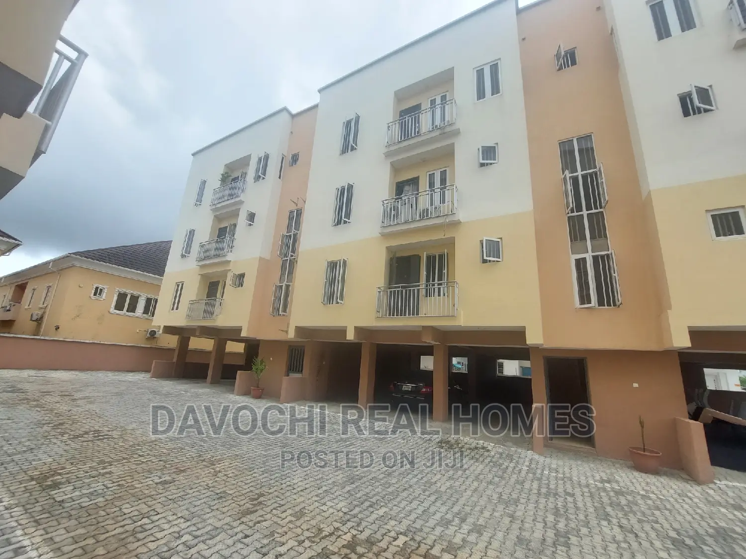 2bdrm Apartment in Chevron Second Toll, Lekki for rent