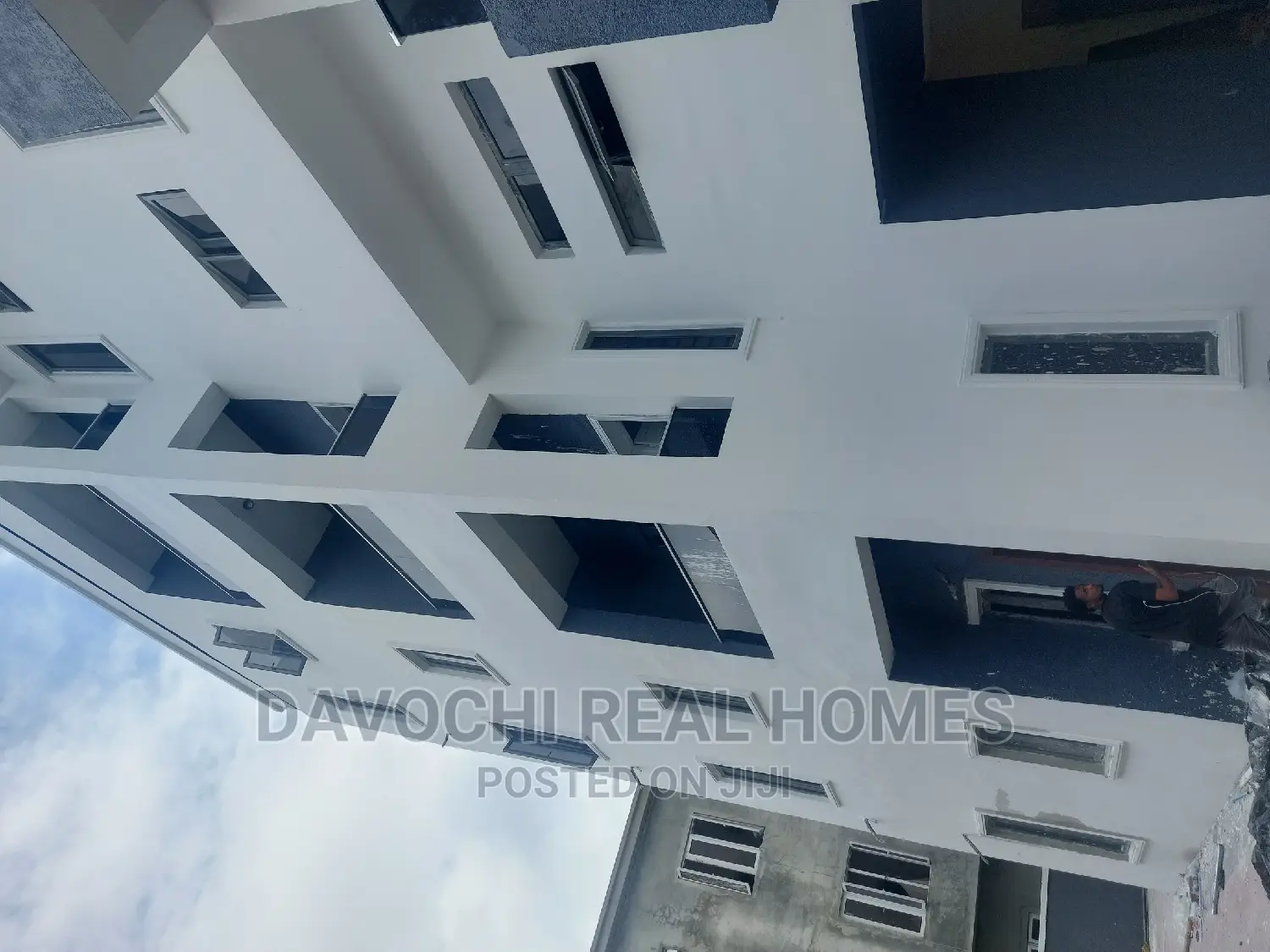 3bdrm Apartment in Chevron Conservation, Lekki for rent