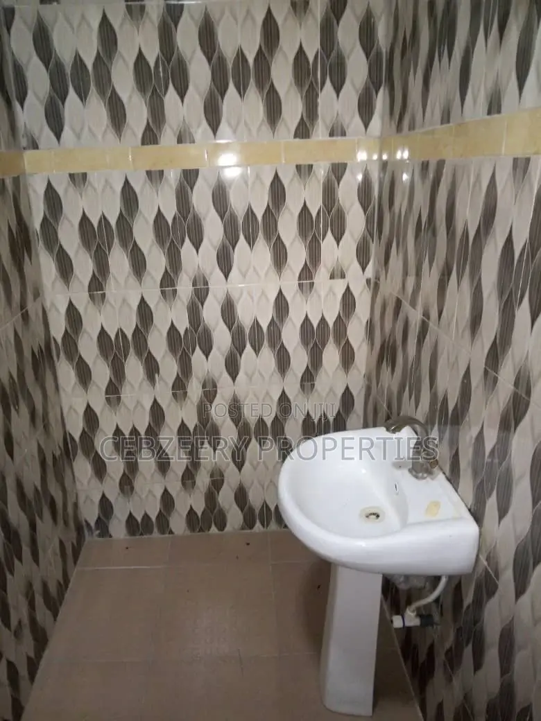 2bdrm Apartment in Yakoyo/Alagbole for rent