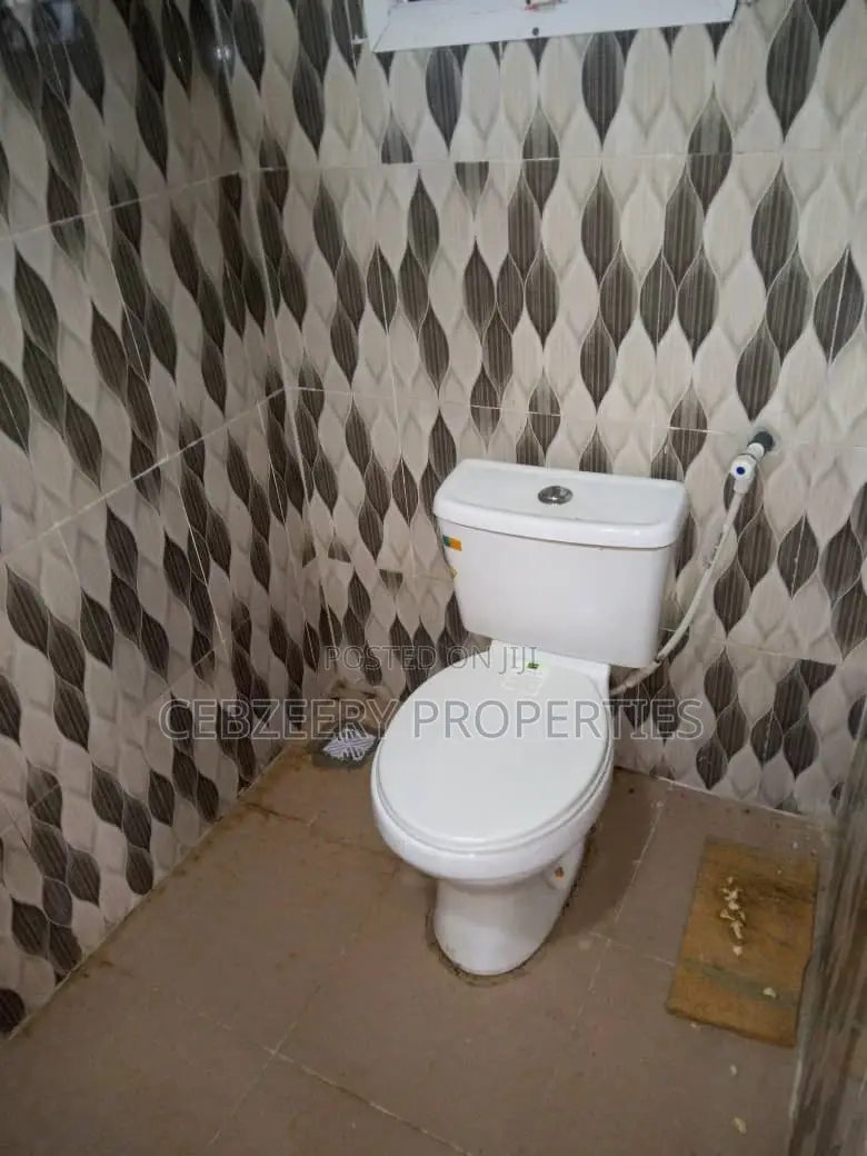 2bdrm Apartment in Yakoyo/Alagbole for rent