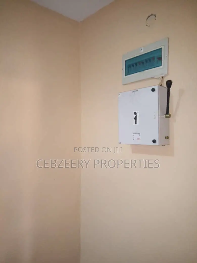 2bdrm Apartment in Yakoyo/Alagbole for rent