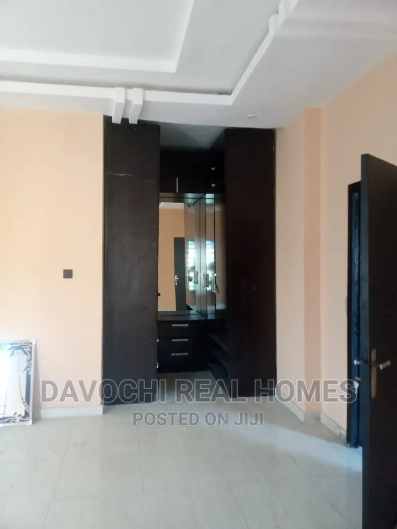 5bdrm Duplex in Lekki Phase One for sale