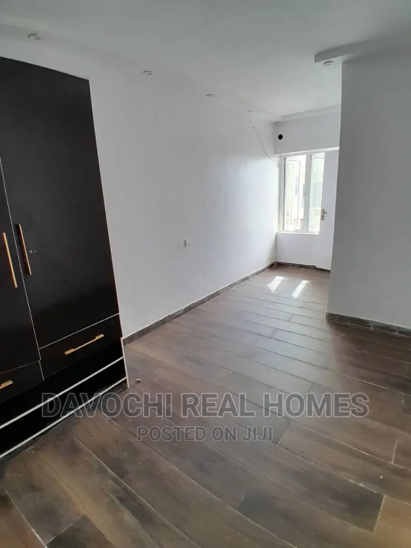 Mini Flat in Lekki Phase One for rent