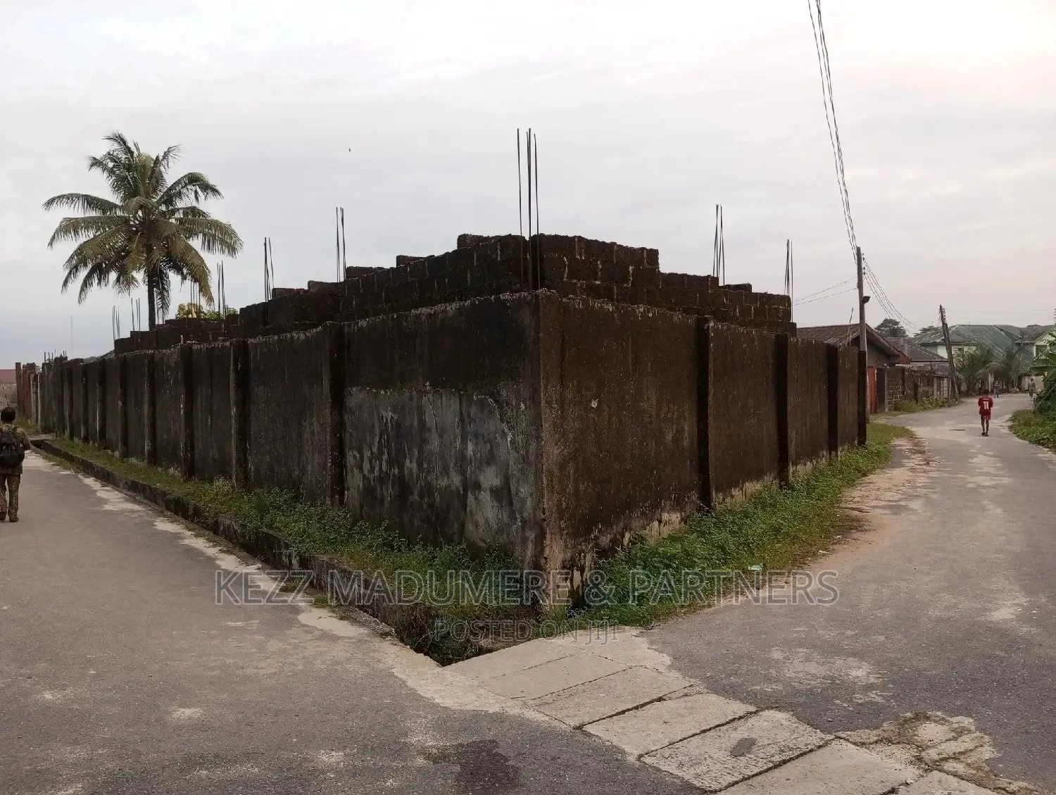 10bdrm Block of Flats in Estate Back Of, Port-Harcourt for sale