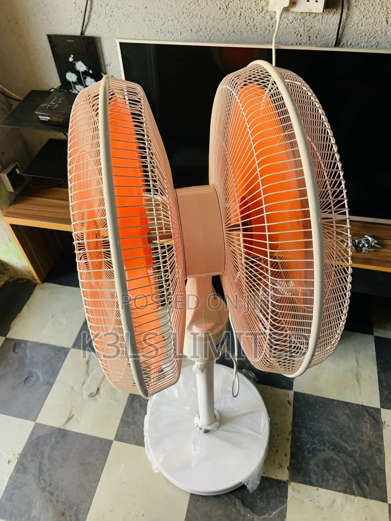 TM- LG Double Heads Stand Fan
