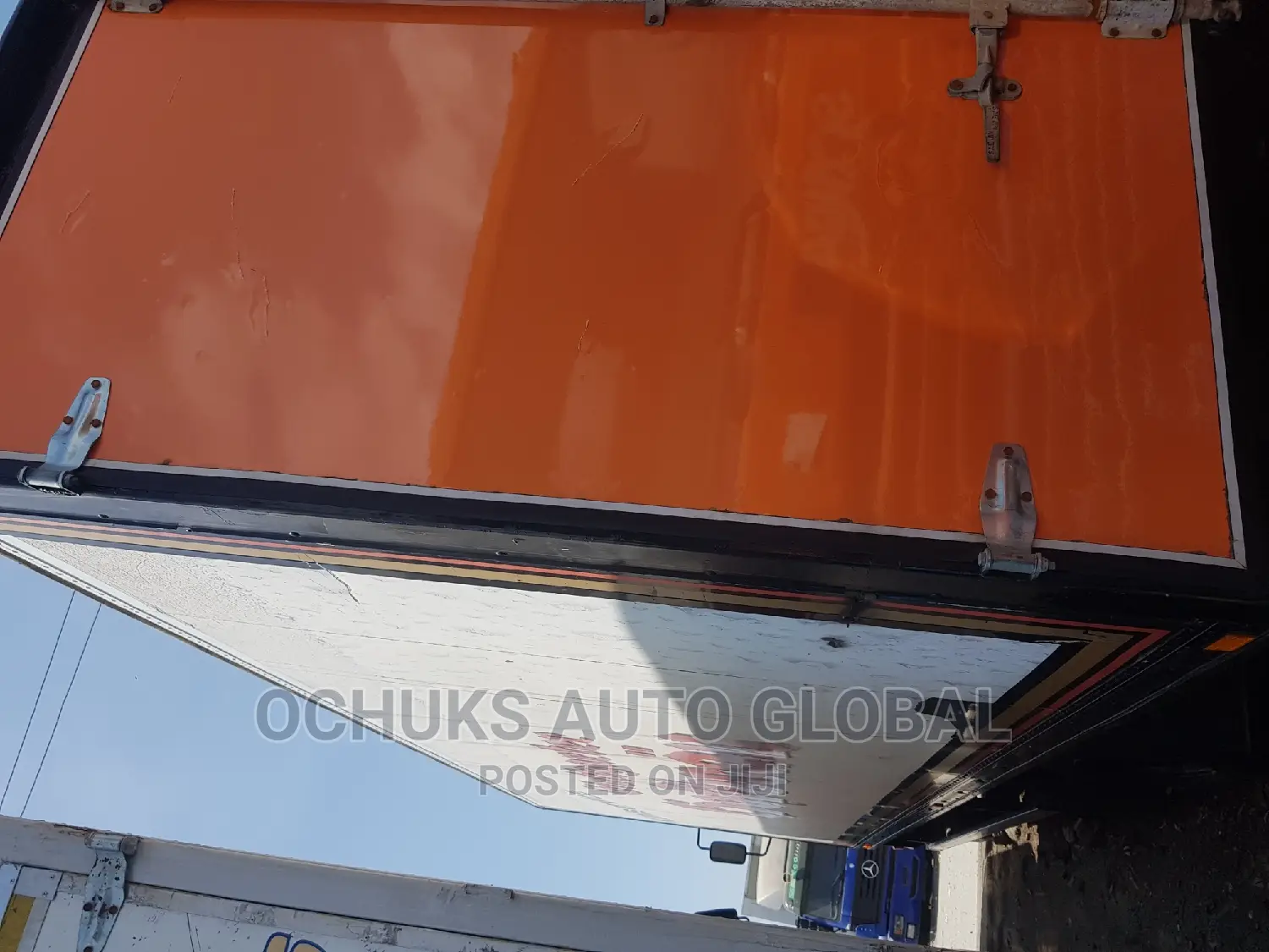 M/Benz Truck Container Body 814 Model