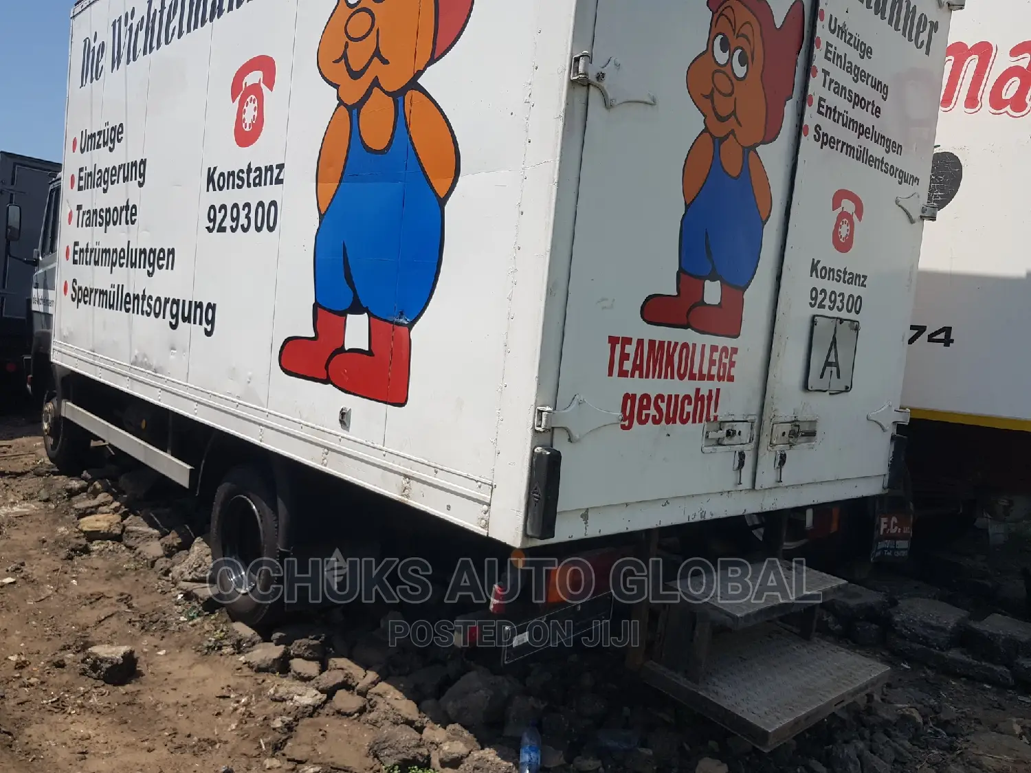 M/Benz Truck Container Body 1520 Model