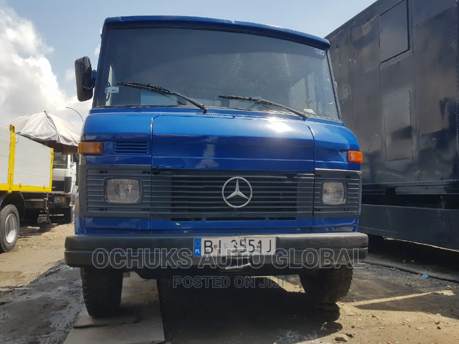 M/Benz Truck Pick Up Van 608 Model