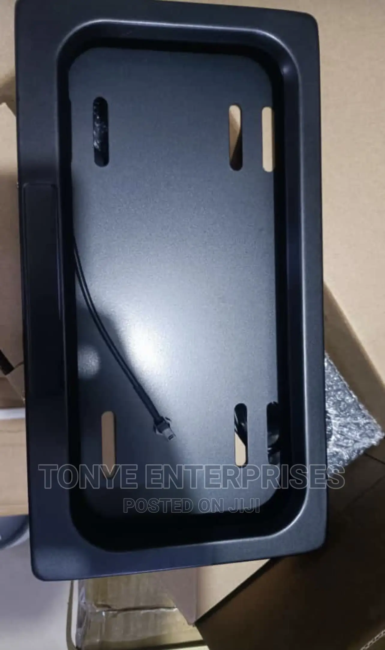 Automatic Plate Number Cover