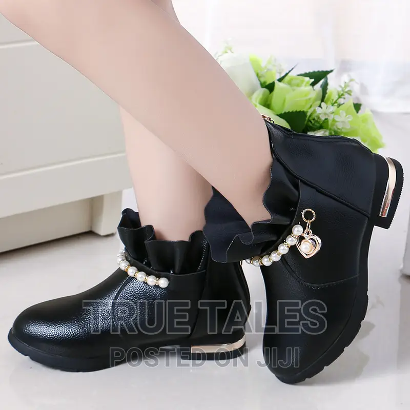 High Quality Beautiful Boot Like Girls Shoes