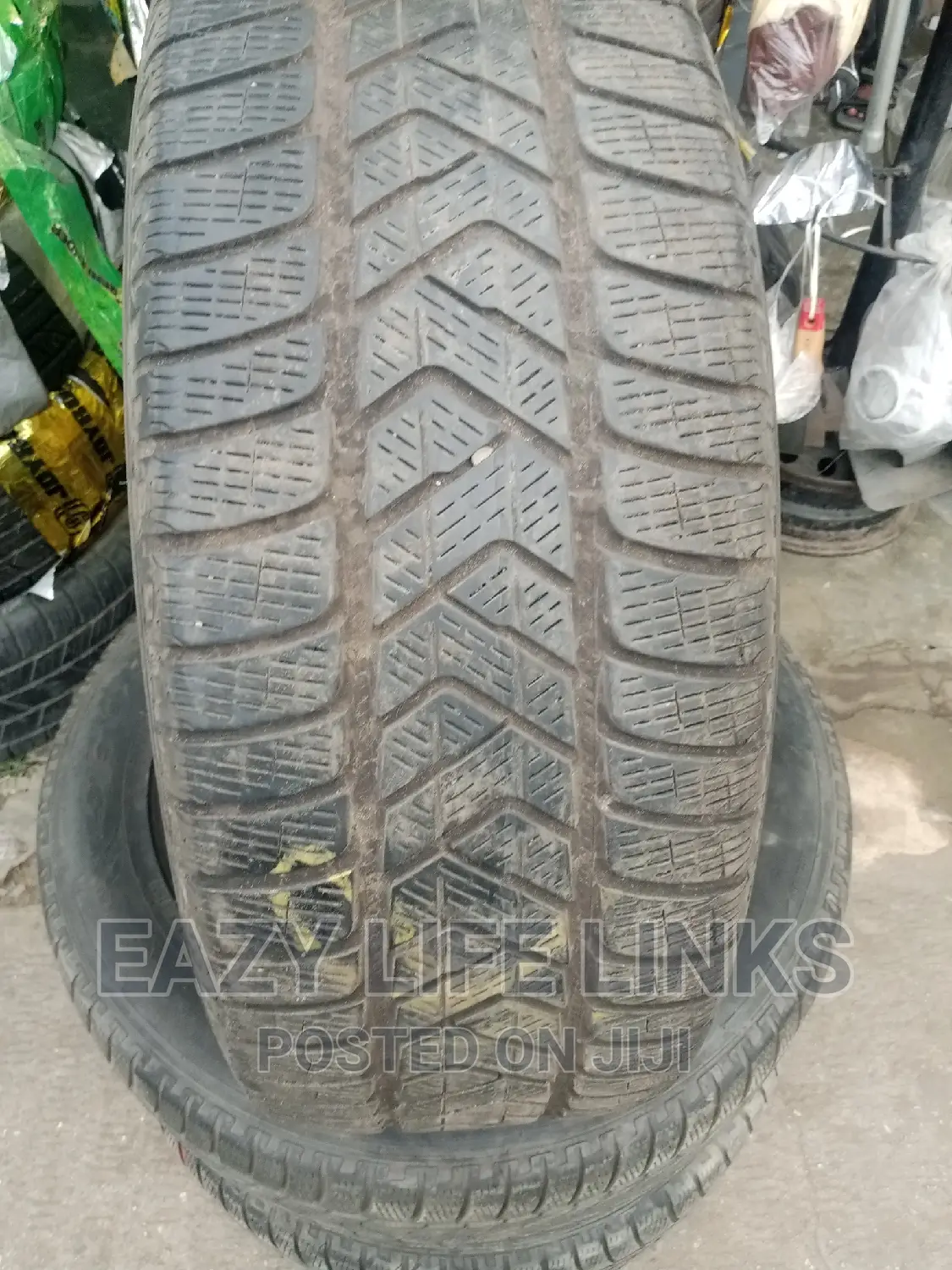 235/60r18 for Rx350