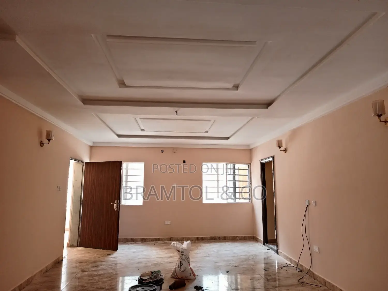 3bdrm Block of Flats in Wuye for rent