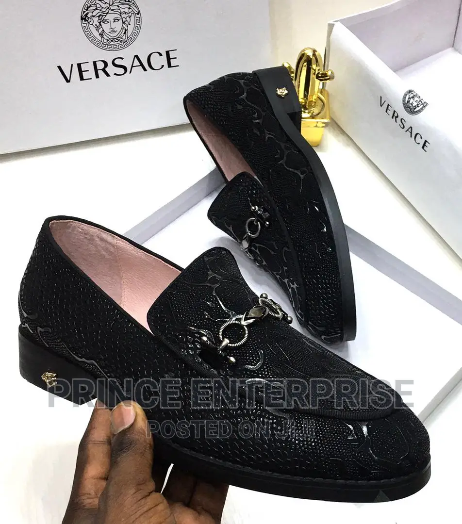 VERSACE Shoe
