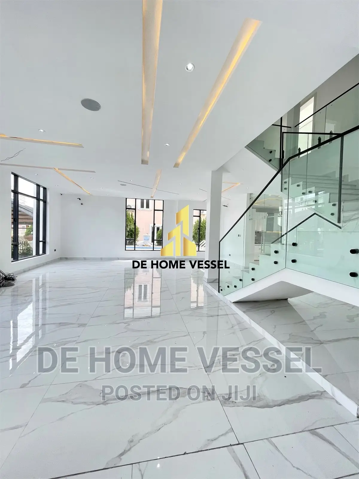5bdrm Duplex in Osapa london for sale