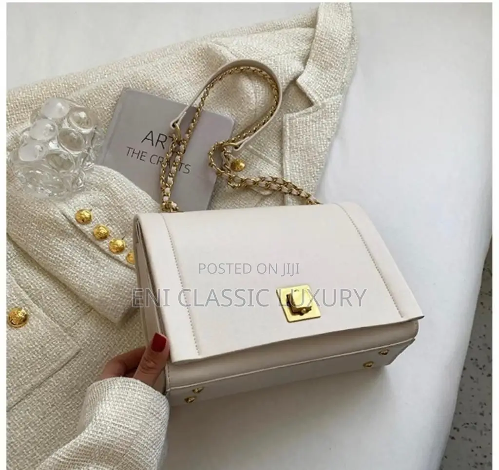 Super High Quality Luxury Women's Bags Available in Store