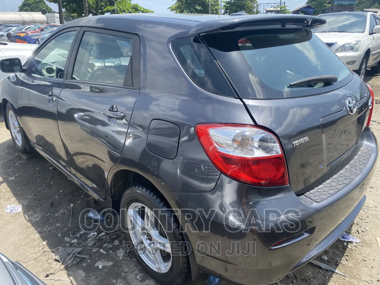 Toyota Matrix XRS Hatchback FWD (2.4L 4cyl 5A) 2010 Gray