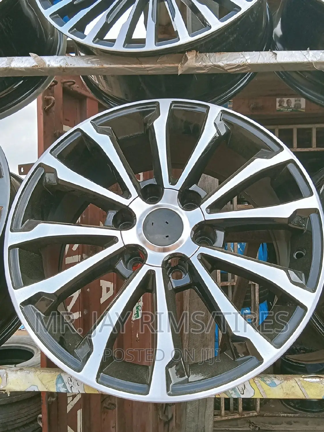 Different Designs of 18nch Rims for Toyota Landcruiser Prado