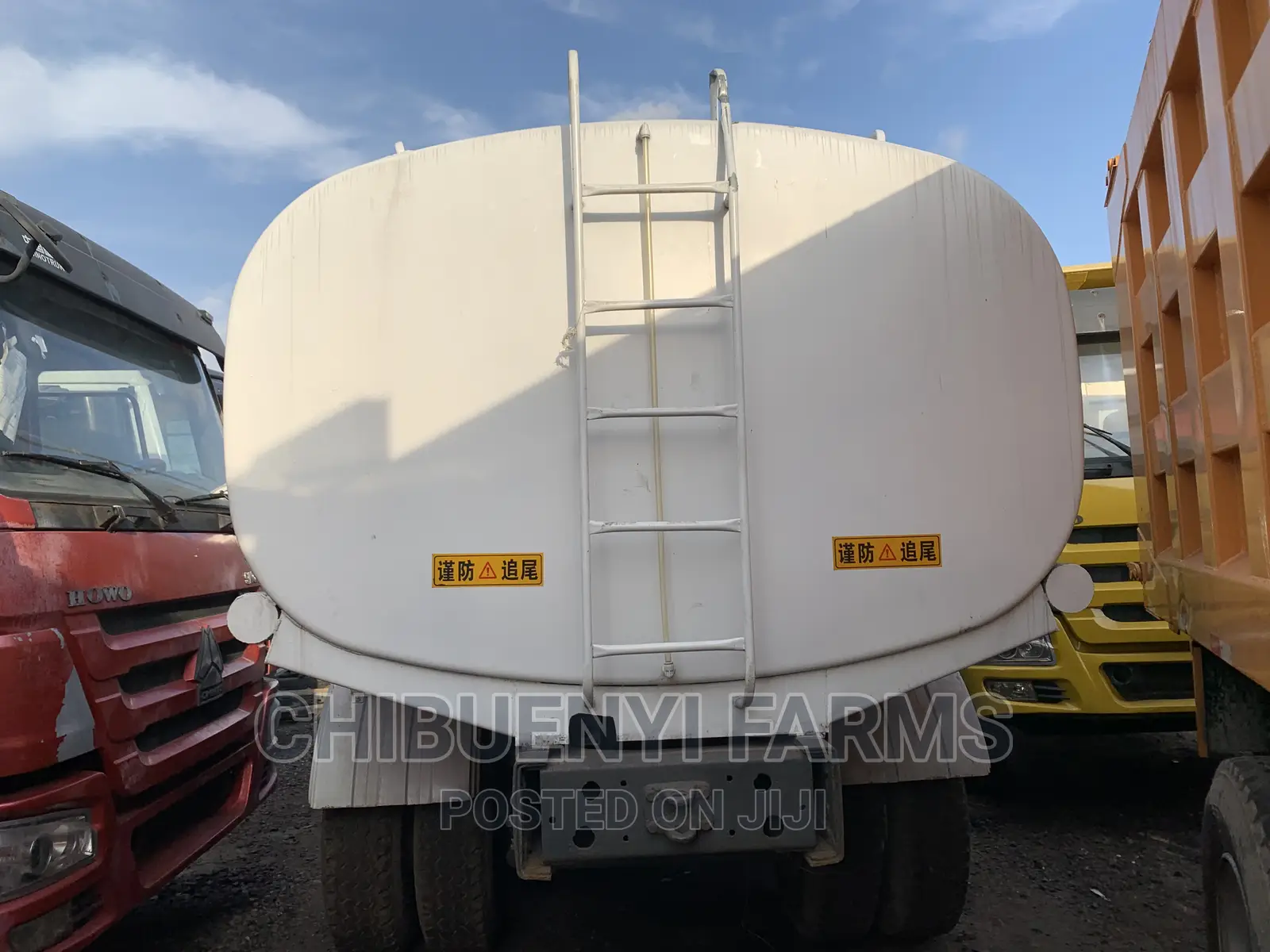 Howo Diesel Tanker - Liters