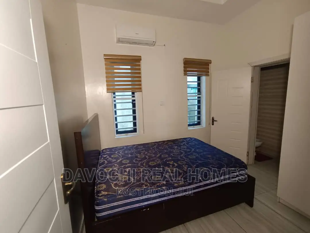 Furnished 4bdrm Duplex in Chevron Conservation, Lekki for rent