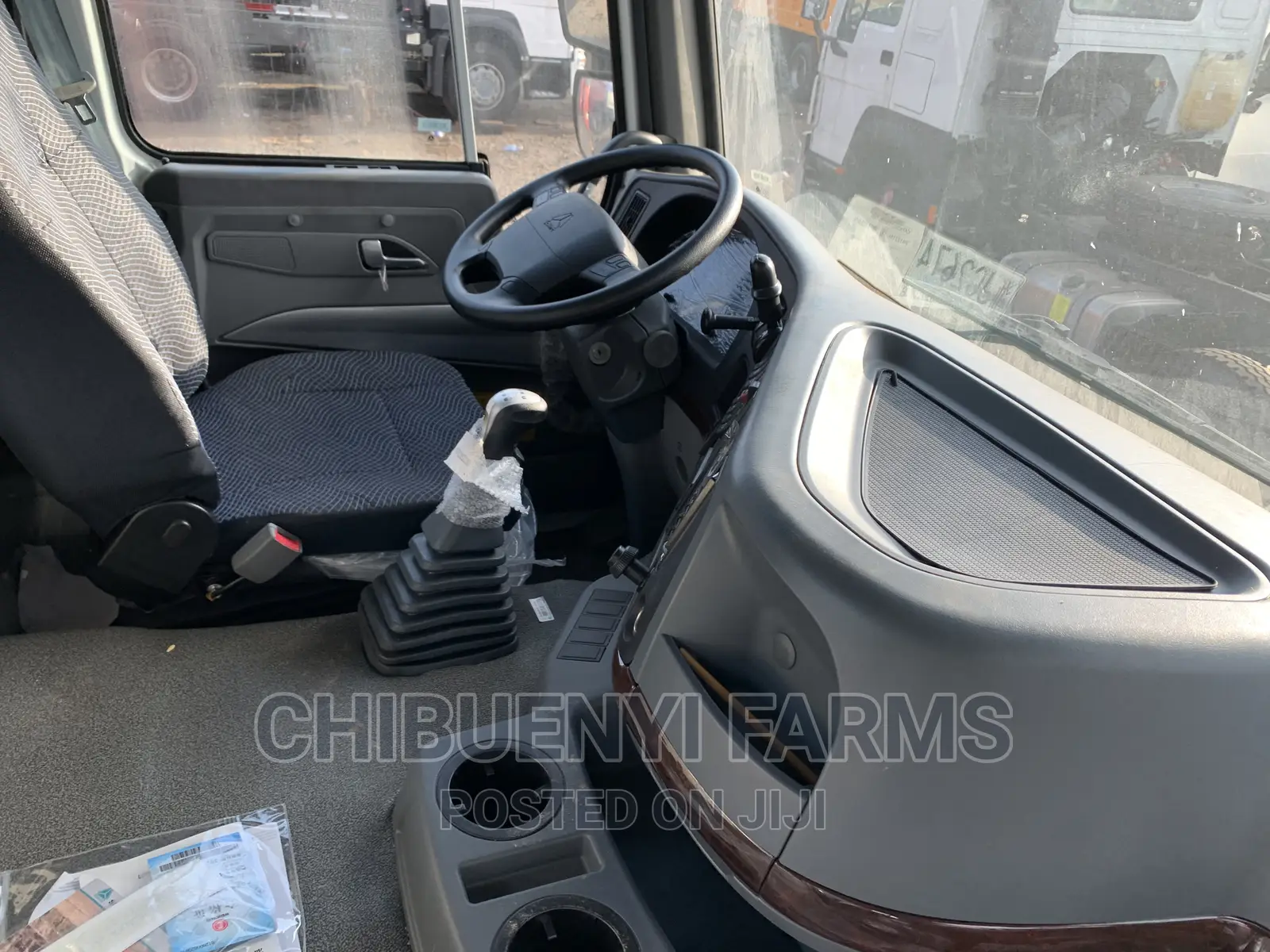 HOWO 400 Horse-power, Trailer Head