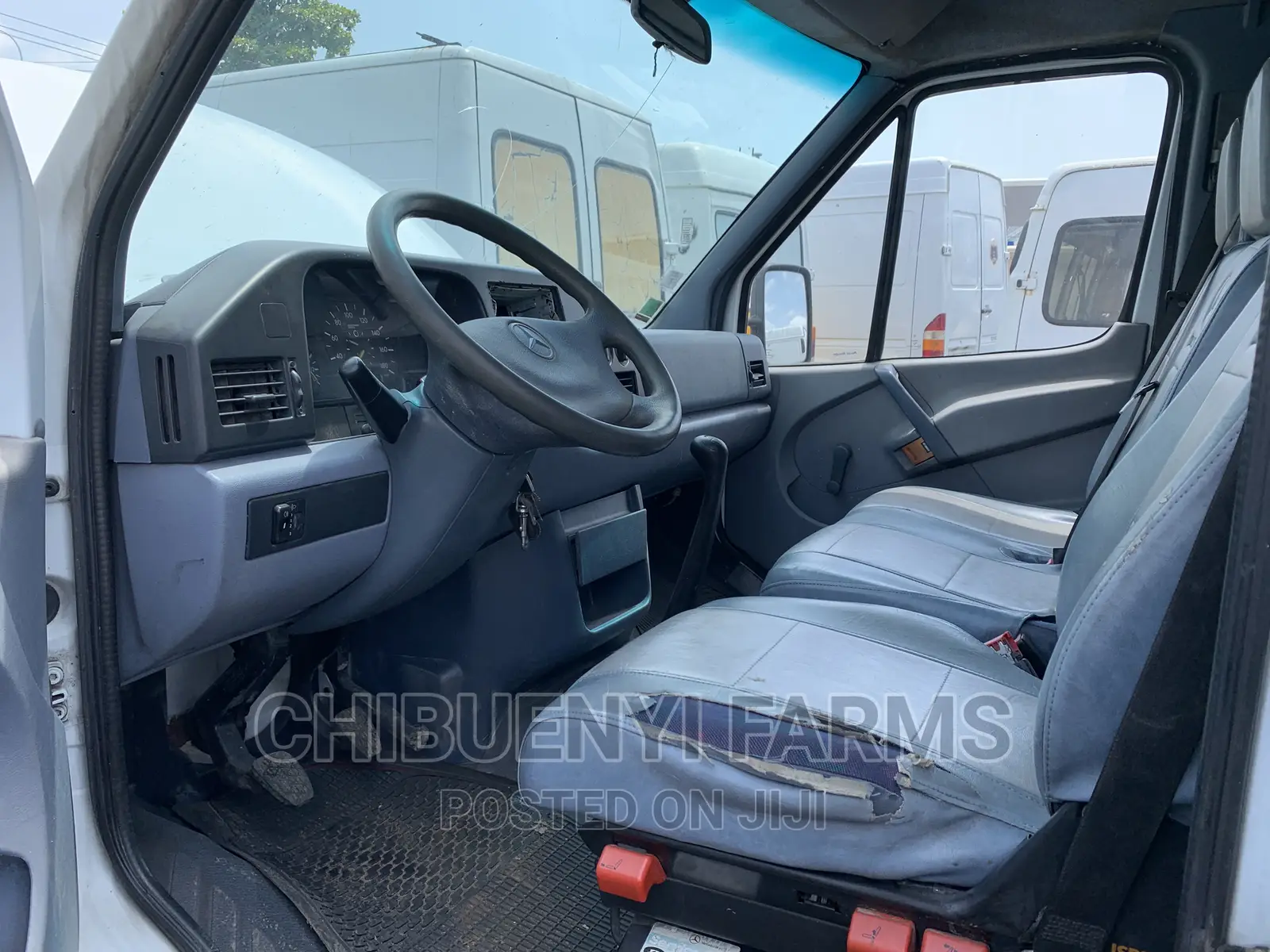 Mercedes-Benz Sprinter 2002 White