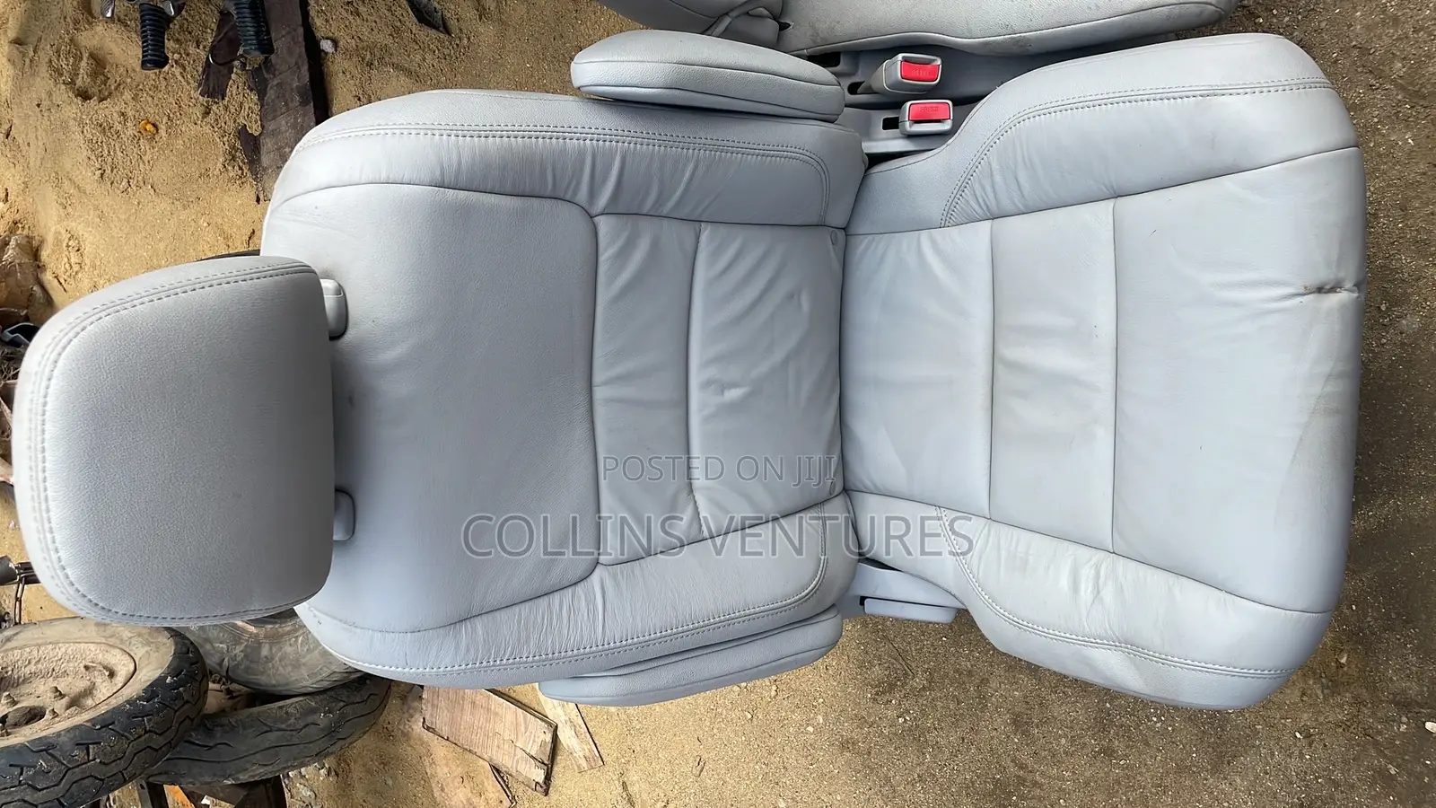 Toyota Sienna Complete Middle Seat 2014-18