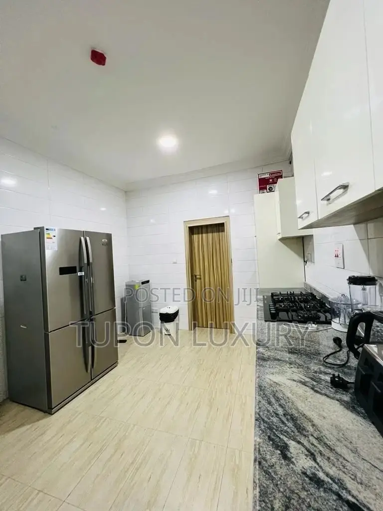 2/3 Bedroom Luxury Apartment With Snooker and Gym