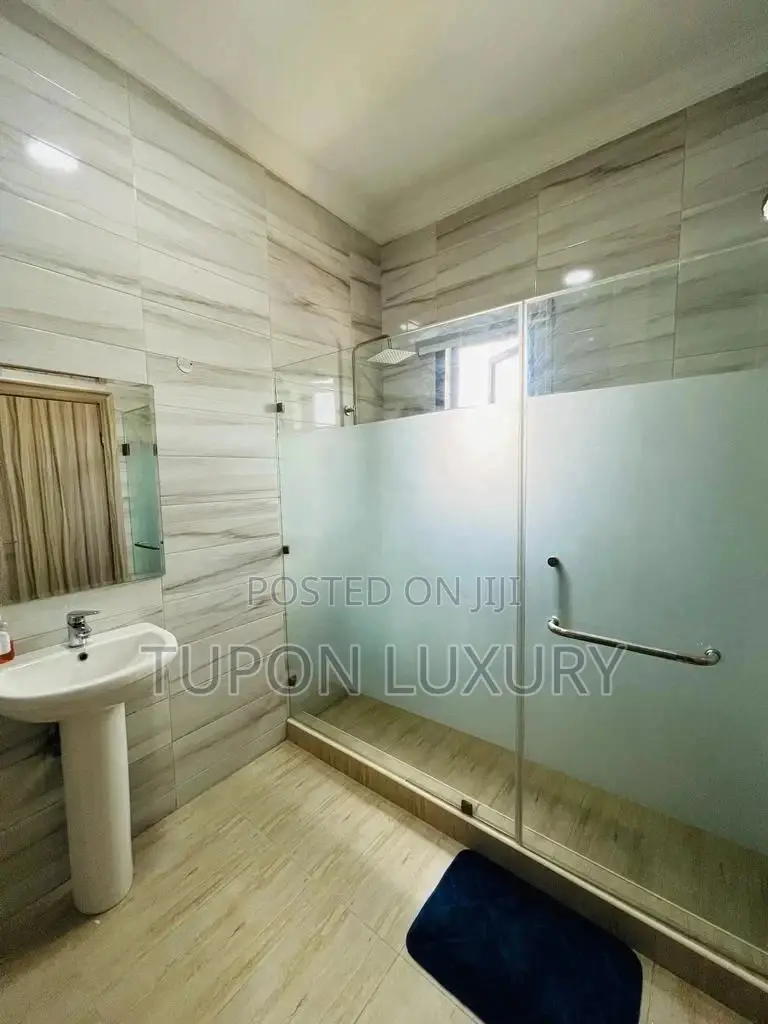 2/3 Bedroom Luxury Apartment With Snooker and Gym