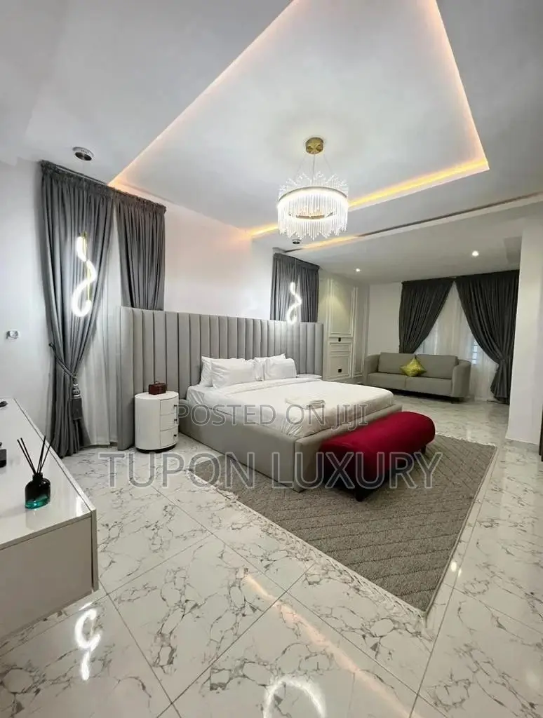 Luxury 2 Bedroom Pent House With Snooker