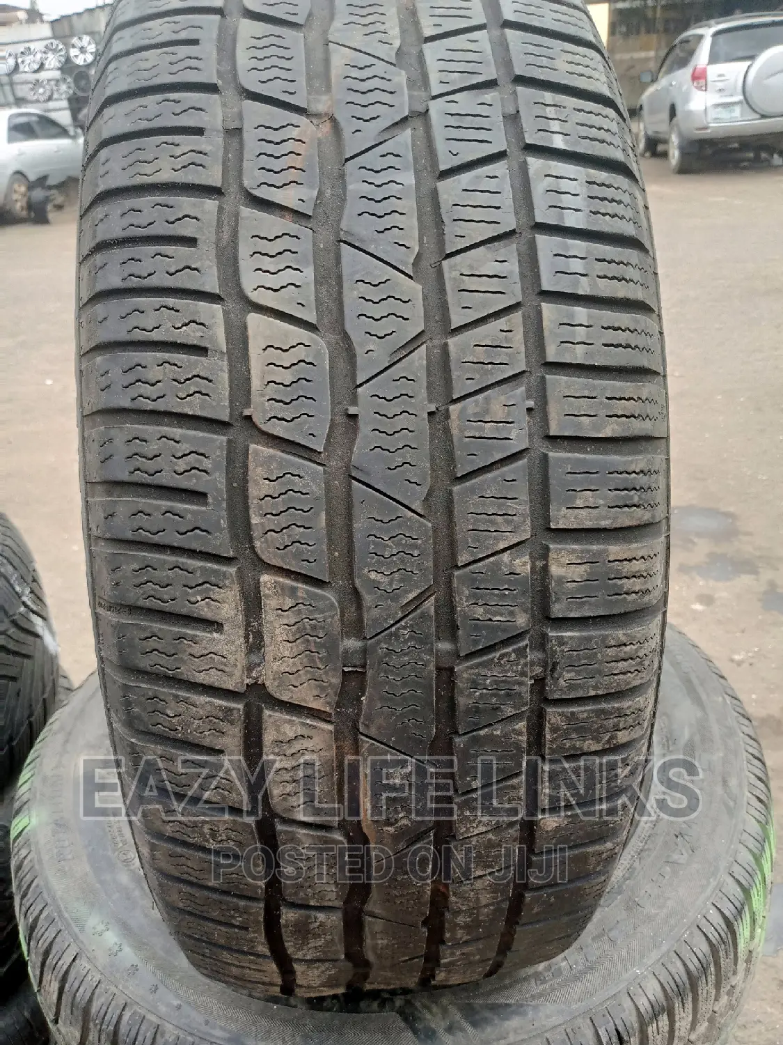 225/55r17 Tokunbo Tires