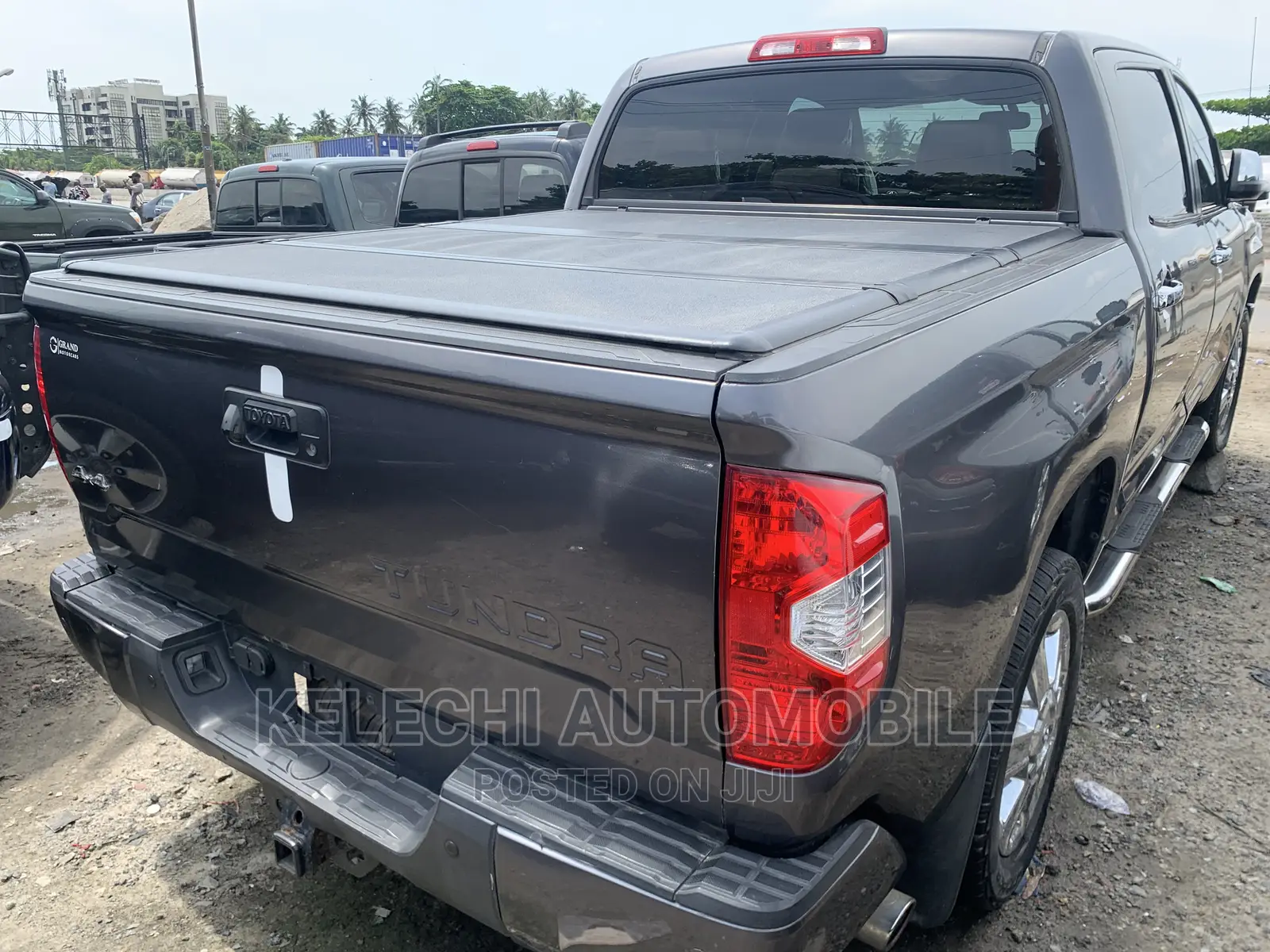 Toyota Tundra 2017 Gray