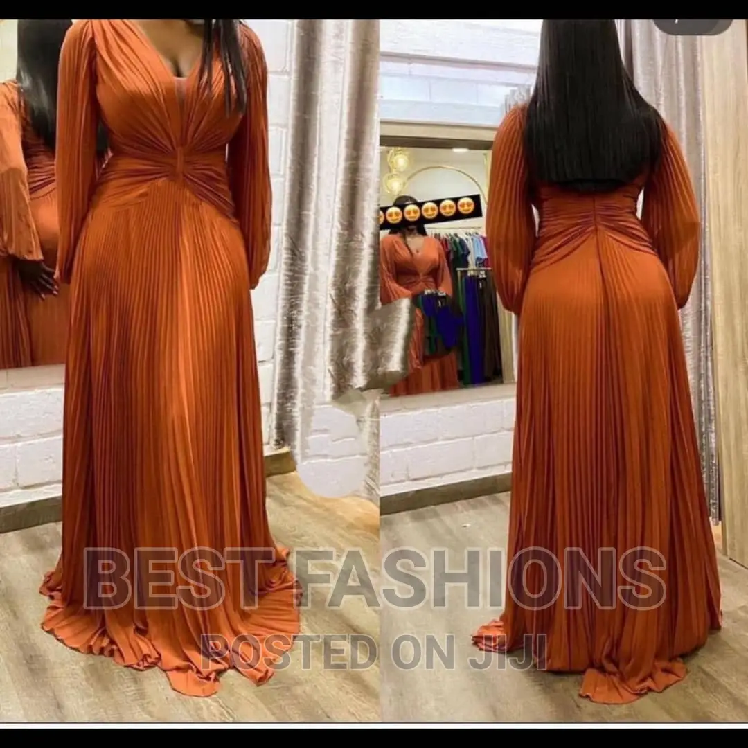 Quality Ladies Chiffon Classy Pleated Dinner Gown