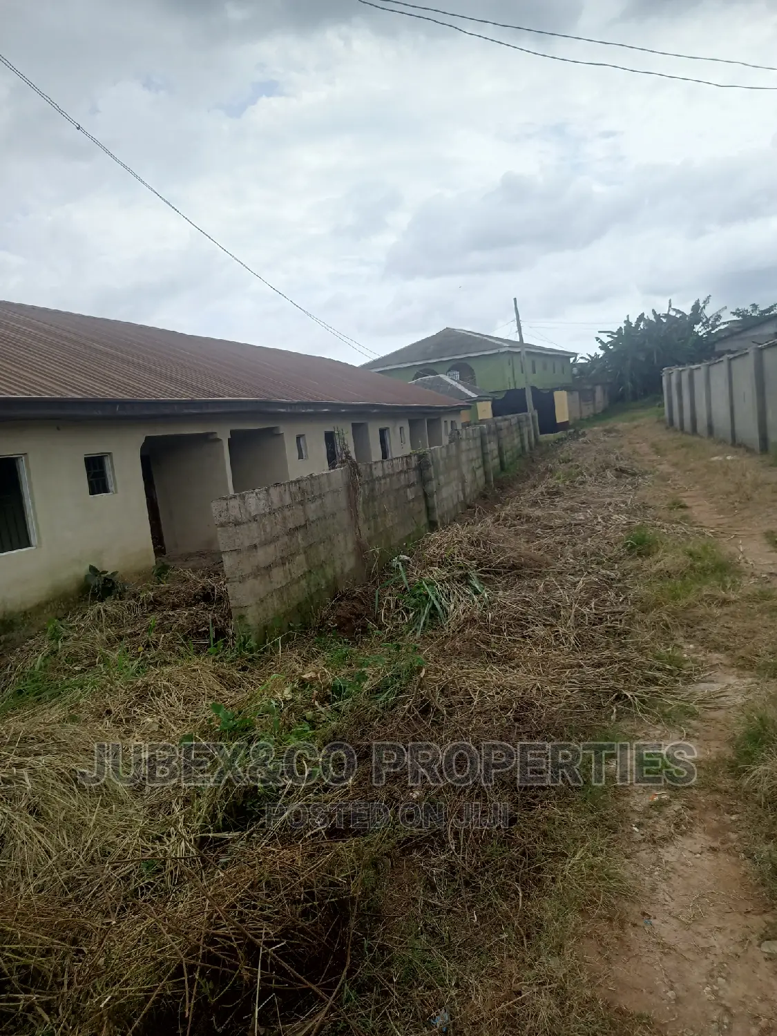 1bdrm Block of Flats in Ilupeju Iyana Iyesi, Ado-Odo/Ota for sale