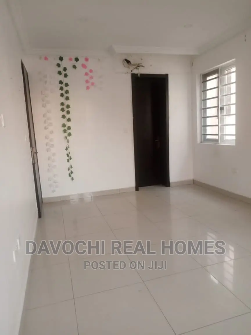 3bdrm Apartment in Osapa London Estate, Lekki for rent