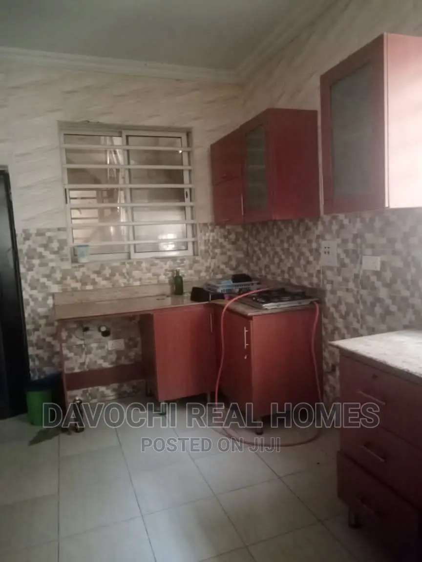 3bdrm Apartment in Osapa London Estate, Lekki for rent