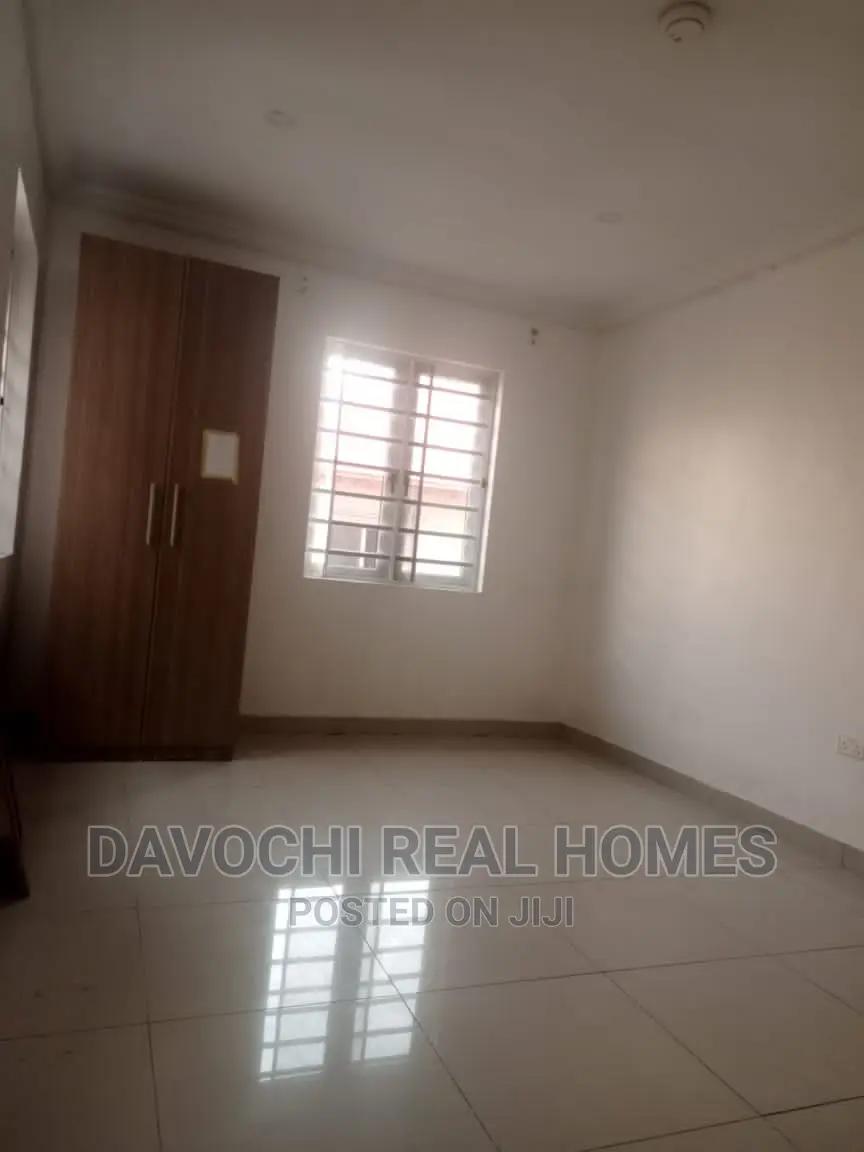3bdrm Apartment in Osapa London Estate, Lekki for rent