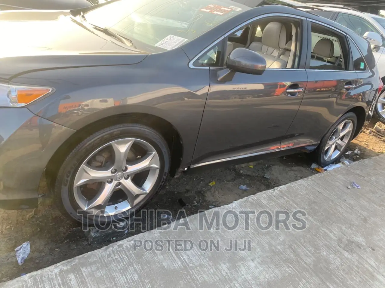 Toyota Venza V6 AWD 2011 Gray