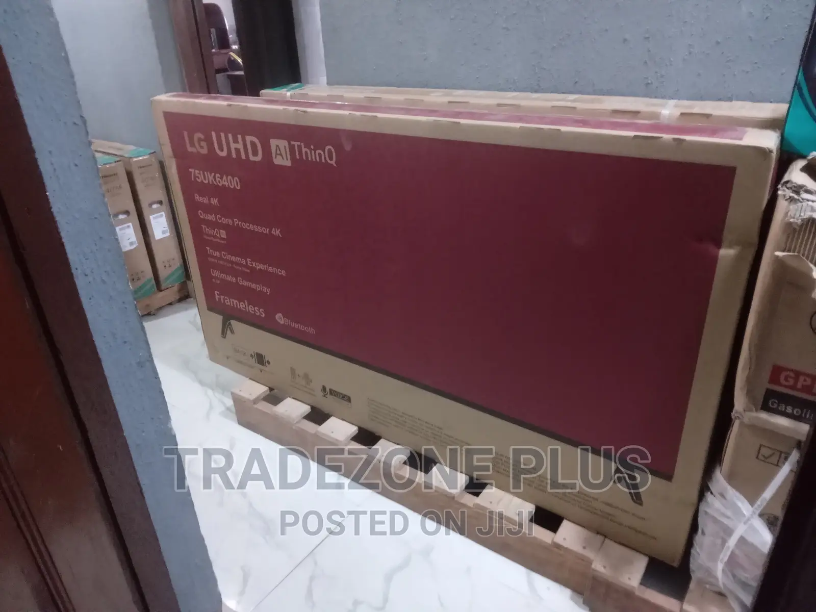 Brand New LG 75'' Smart Television-75uk6400