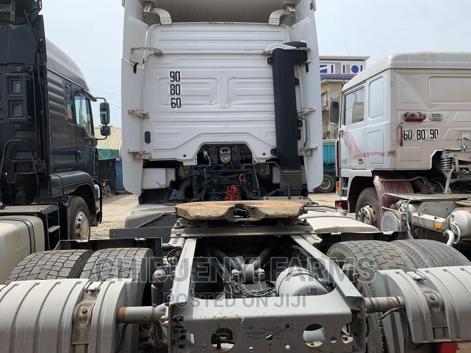 Mecedeces Trailer-Head - 6 Tyres