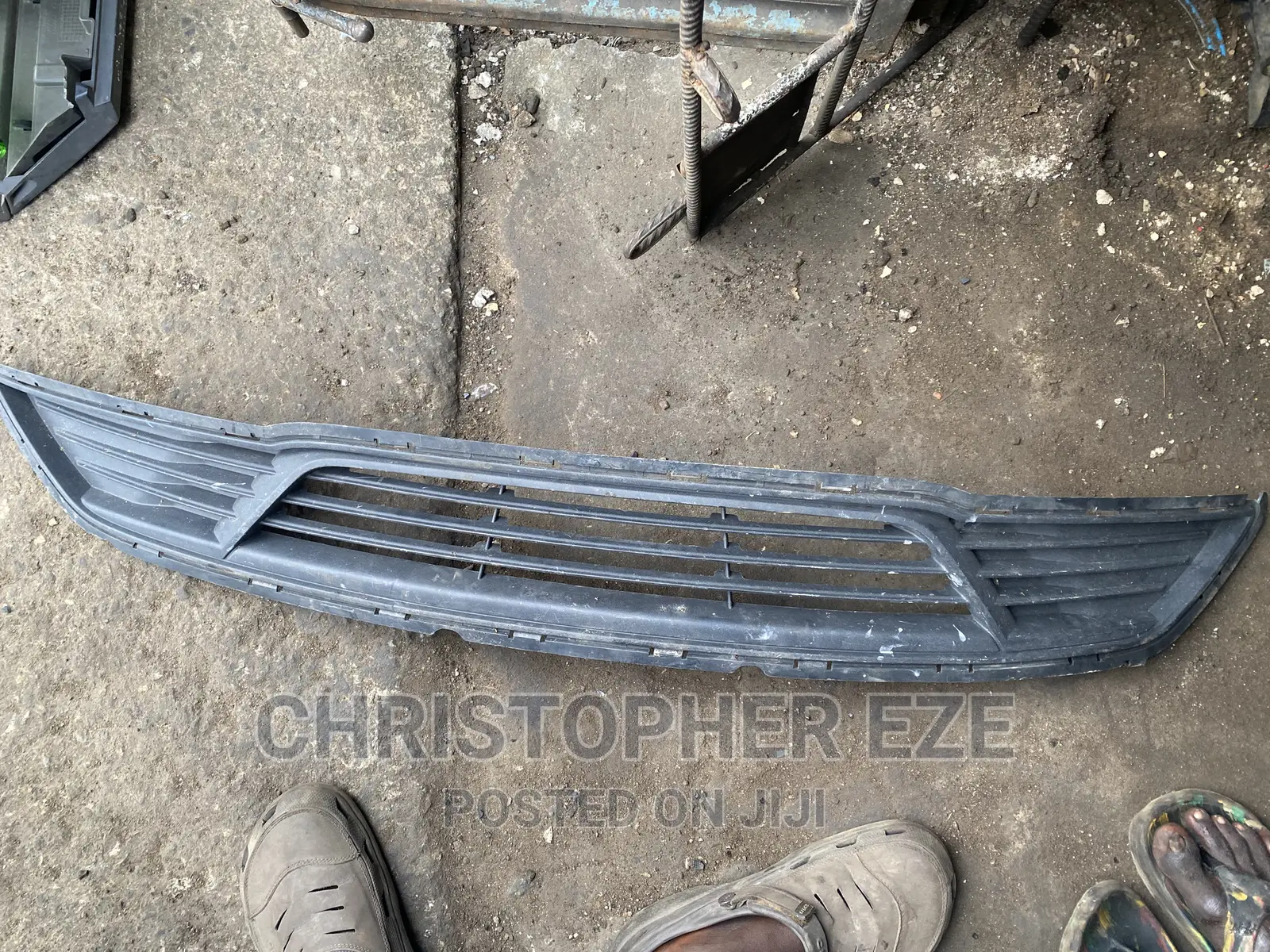 Bumper Grille or Bumper Net Taurus 2012 2013 2014 2015 2016