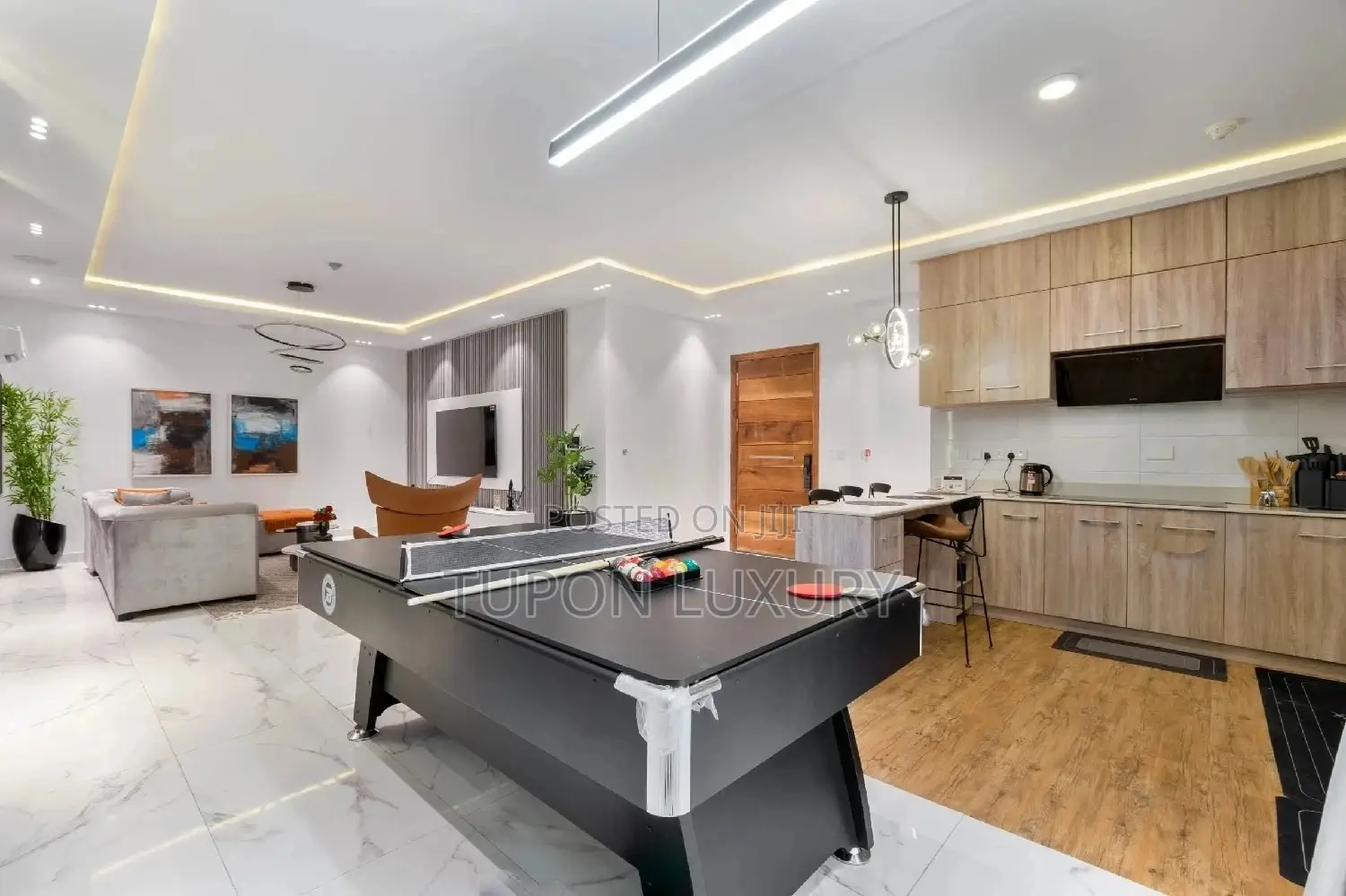2 Bedroom High Rise Smart Apartment, With Snooker Pool