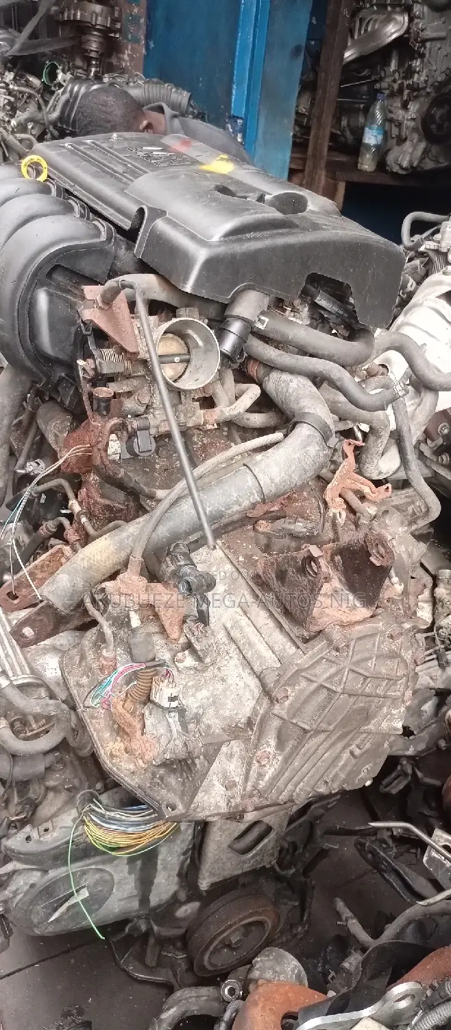 Toyota Matrix Engine and Gearbox 4 Wheel Drive