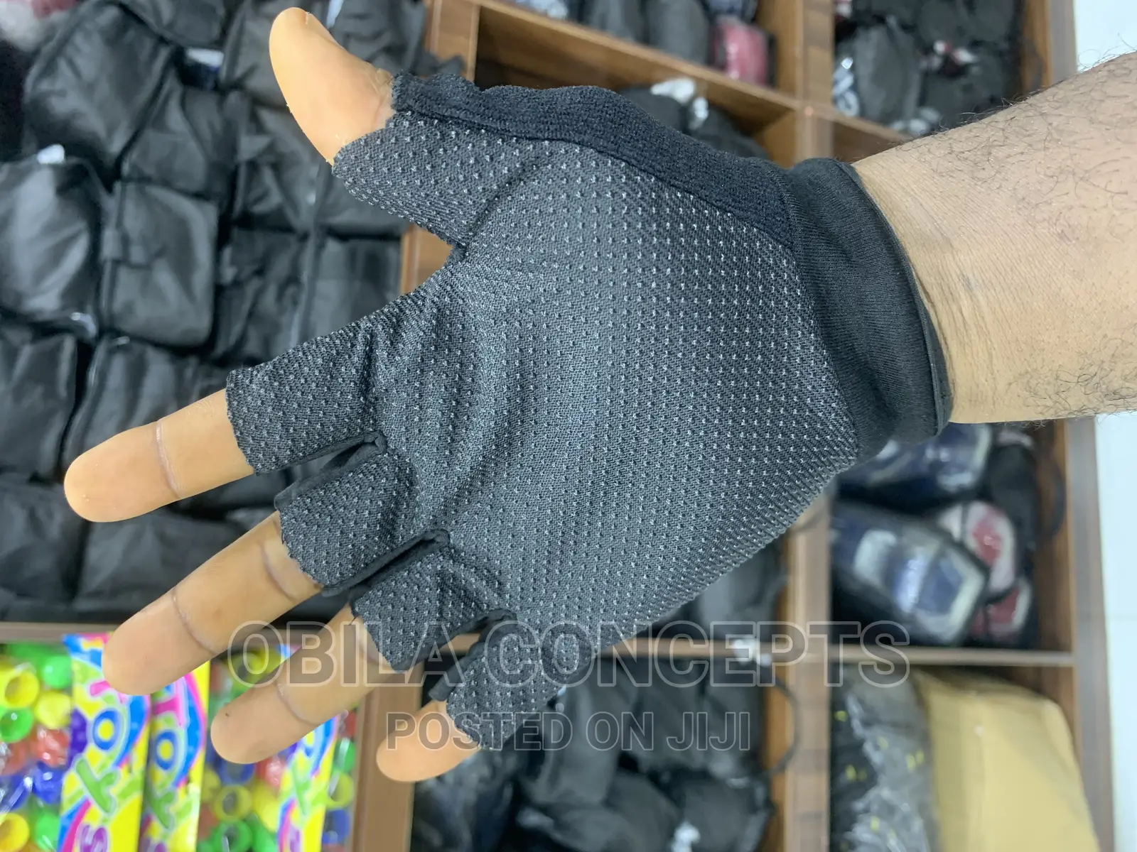 Lastest Design Army Color Gym Gloves