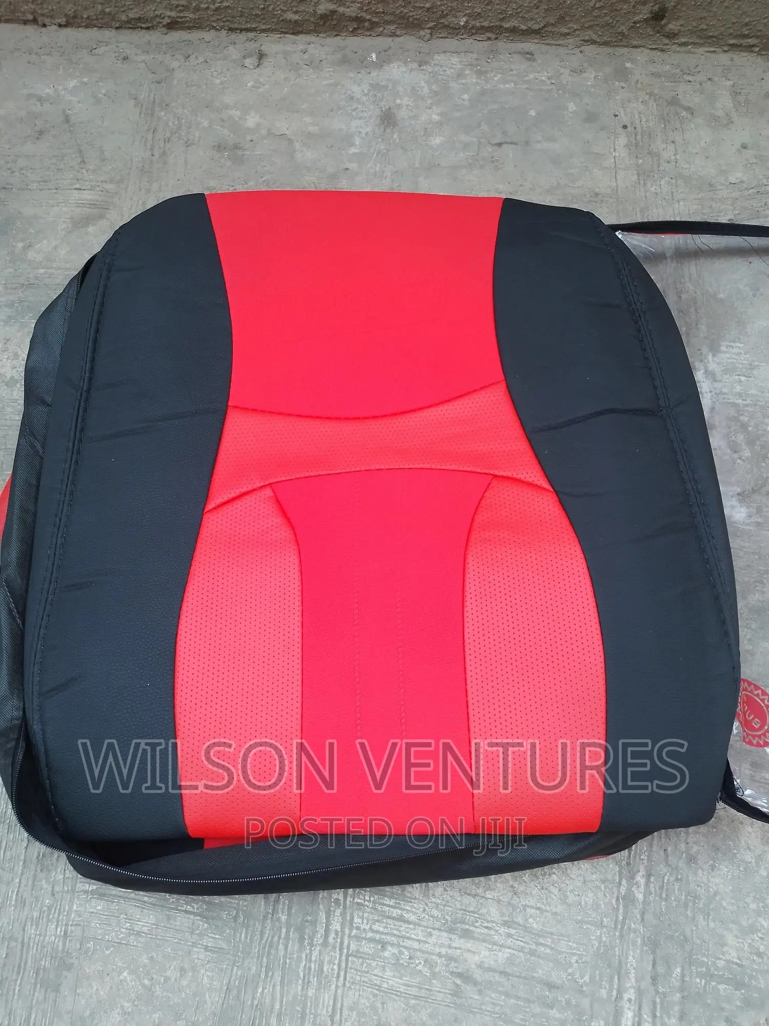 Executive Danlord 5 Seater Seat Cover-Red Black