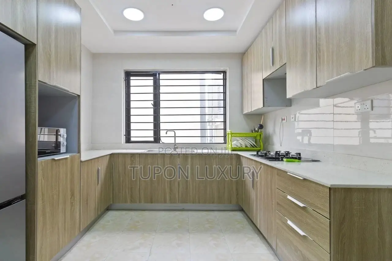 Tastefully Furnished 3 Bedroom With Snooker Ps4 Pro
