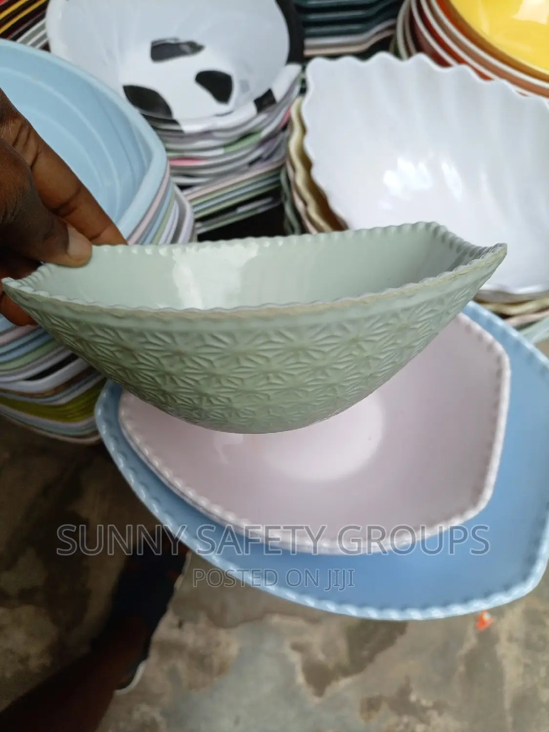 All Quality Unbreakable Plate and Cookware Sets of 12