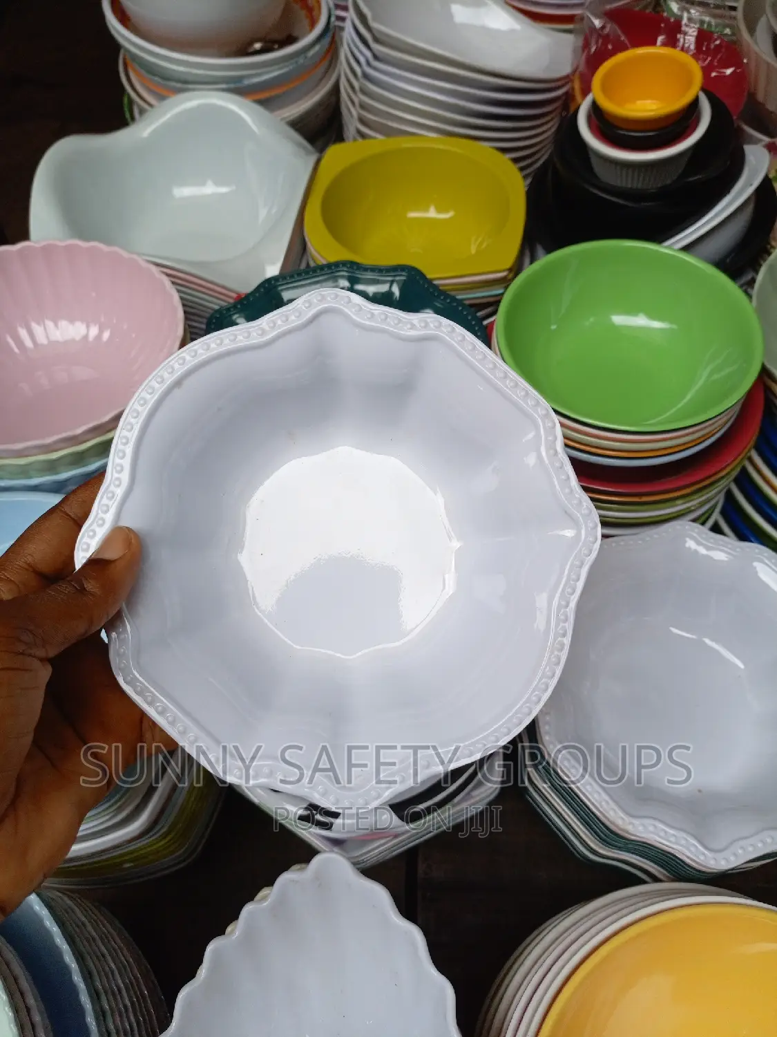 All Quality Unbreakable Plate and Cookware Sets of 12
