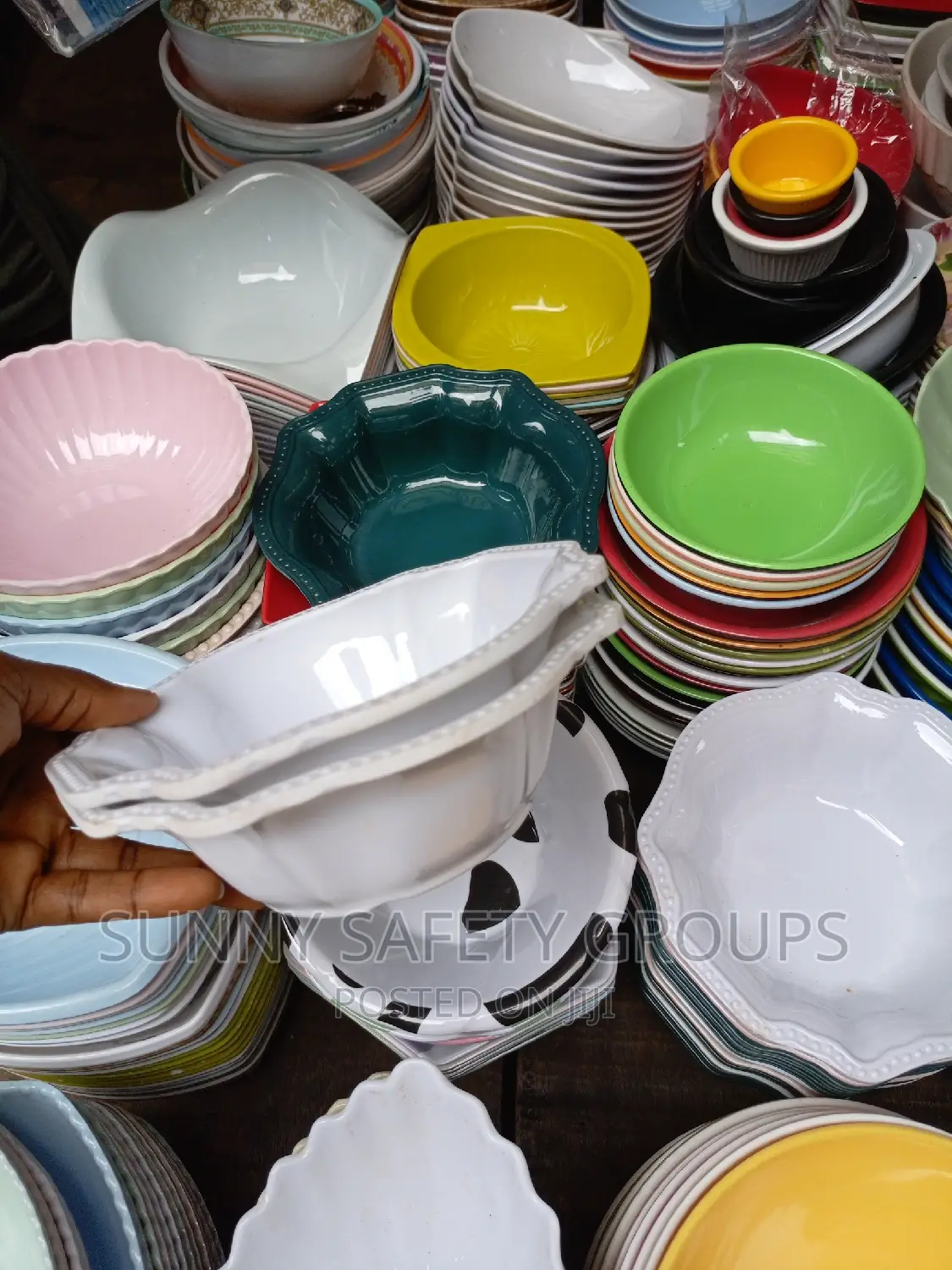 All Quality Unbreakable Plate and Cookware Sets of 12