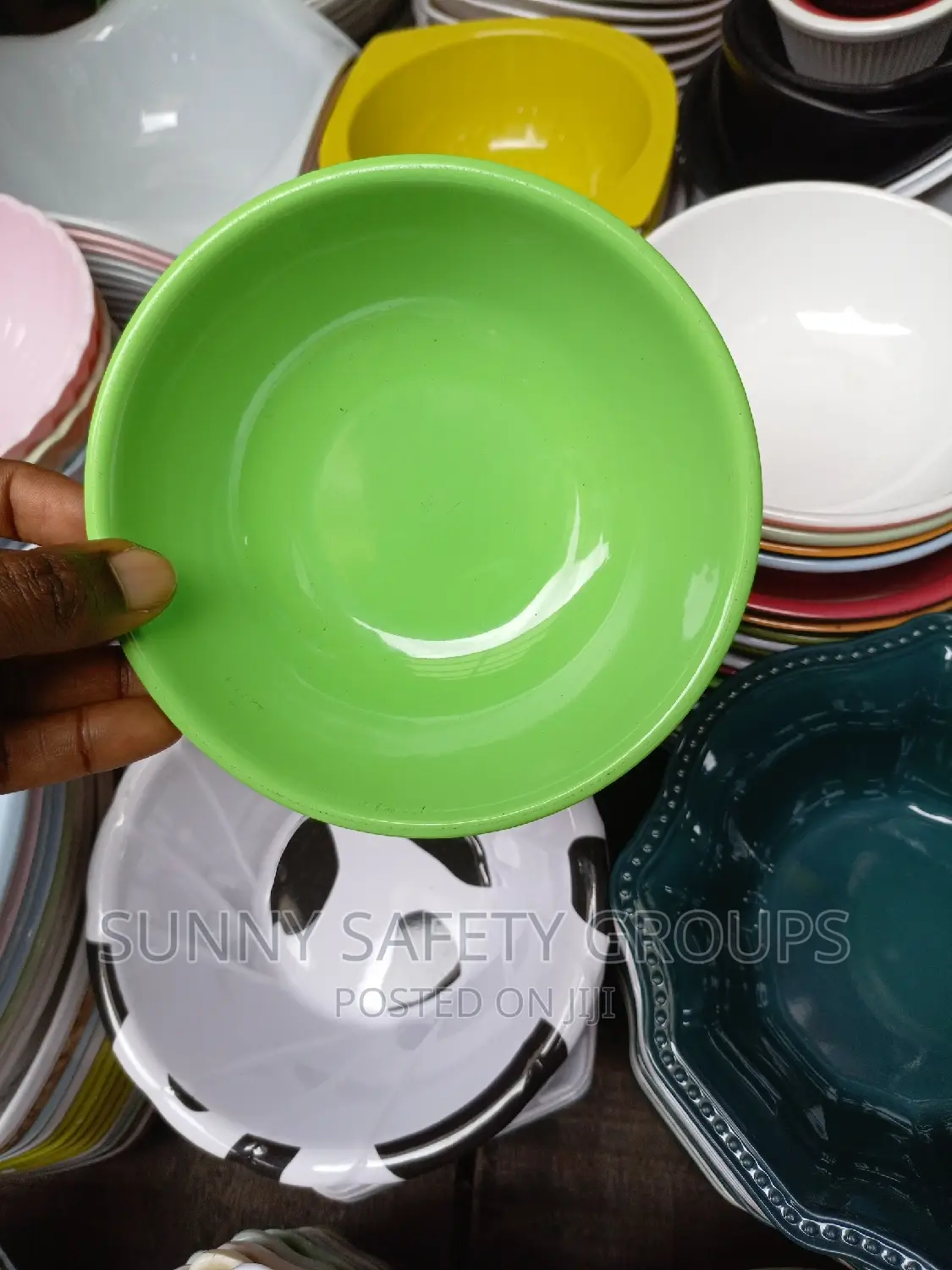 All Quality Unbreakable Plate and Cookware Sets of 12