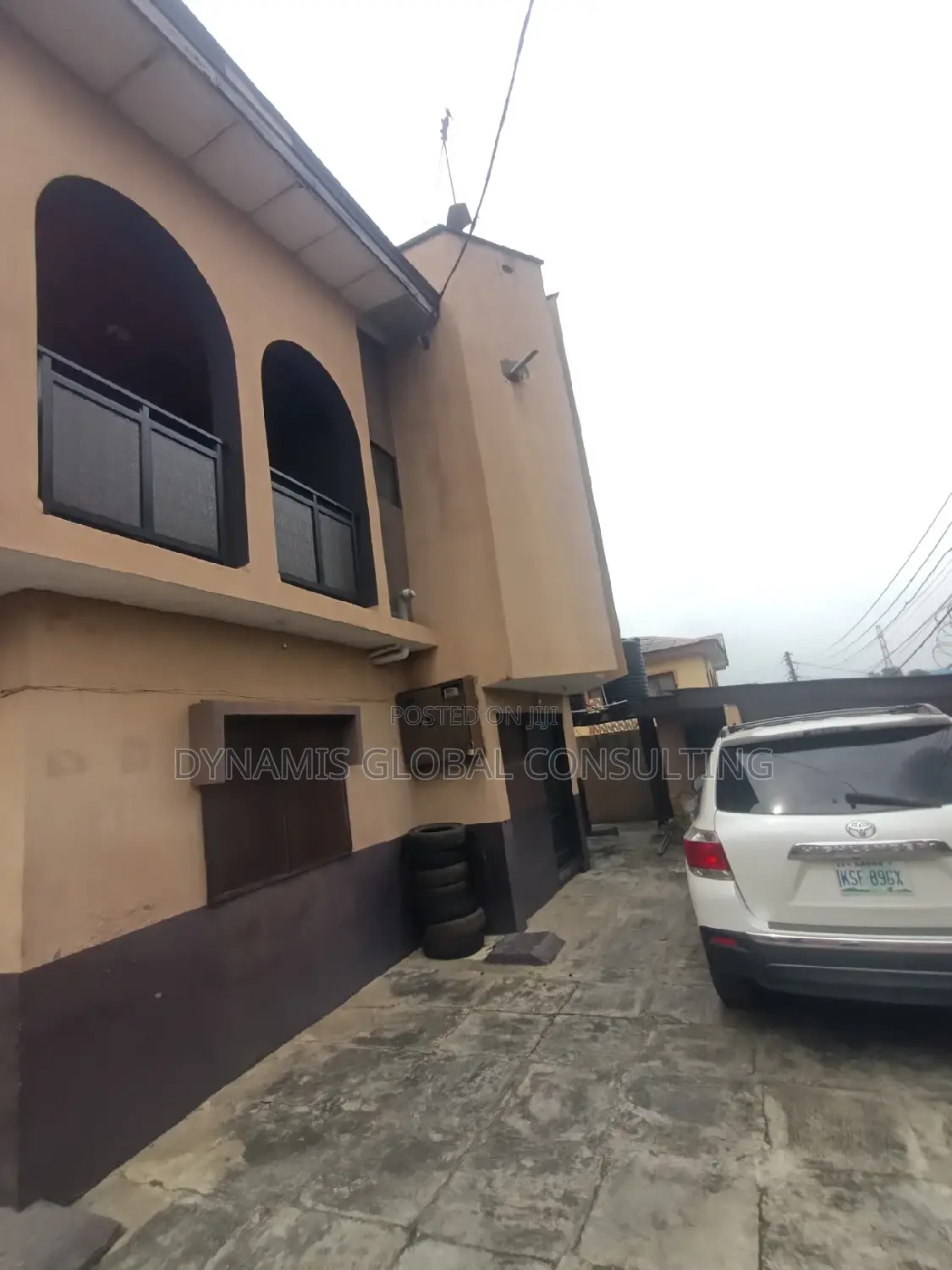 Furnished 2bdrm Bungalow in Olufemi Ojo Close, Omole Phase 2 for rent